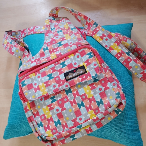 kavu crossbody